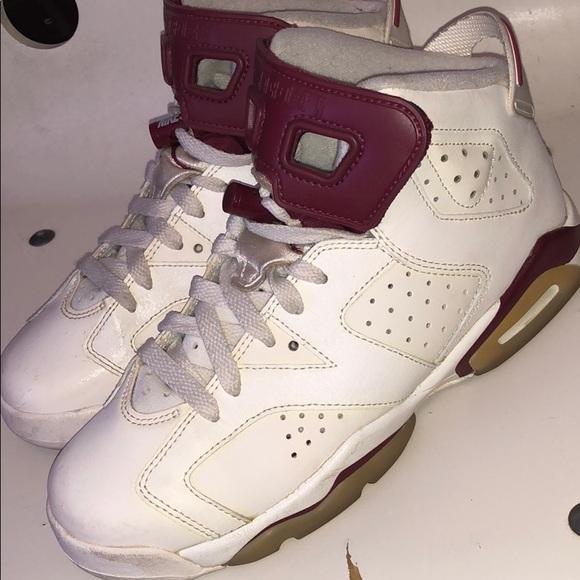 Air Jordan 6 Retro Men’s Maroon - Picture 5 of 7